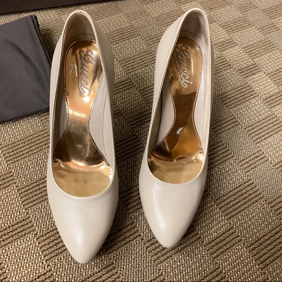 Authentic nude Gucci pumps - Picture 2 of 12